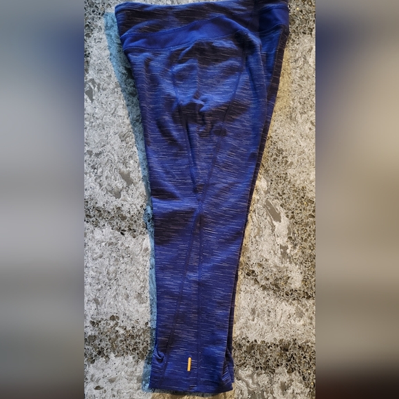 Lucy Powermax Crop Leggings Hatha Collection - Picture 3 of 7